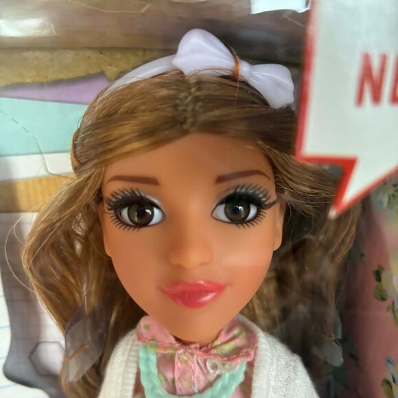 Adrienne's Volcano Doll New in Box Project Mc2 MGA Entertainment 2015 - Picture 9 of 16